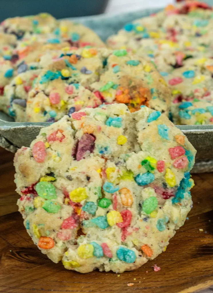 Tray of Lucky Charms cookies with Fruity Pebbles.