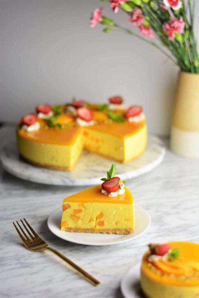 No-Bake Mango Cheesecake