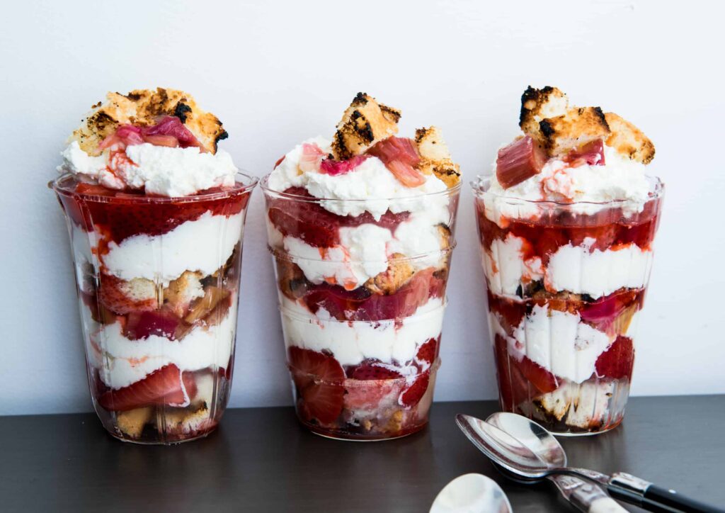 Rhubarb strawberry parfaits