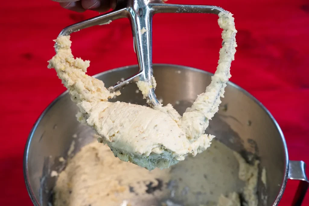 Butter creamed with lemon and lavender infused sugar.